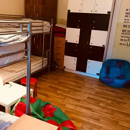 Hostel Centrum Sabot *