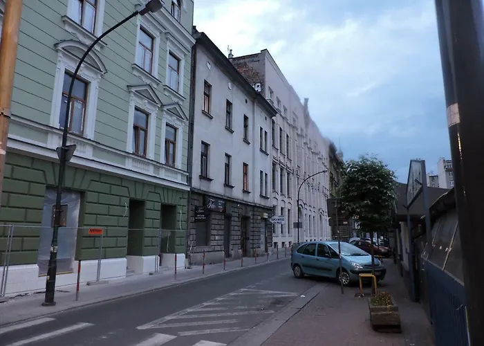 Centrum Sabot 호스텔 *